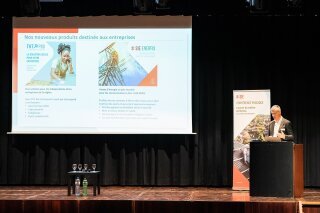 Photo des intervenants de la conférence publique des SIE « L'avenir du solaire en Suisse »